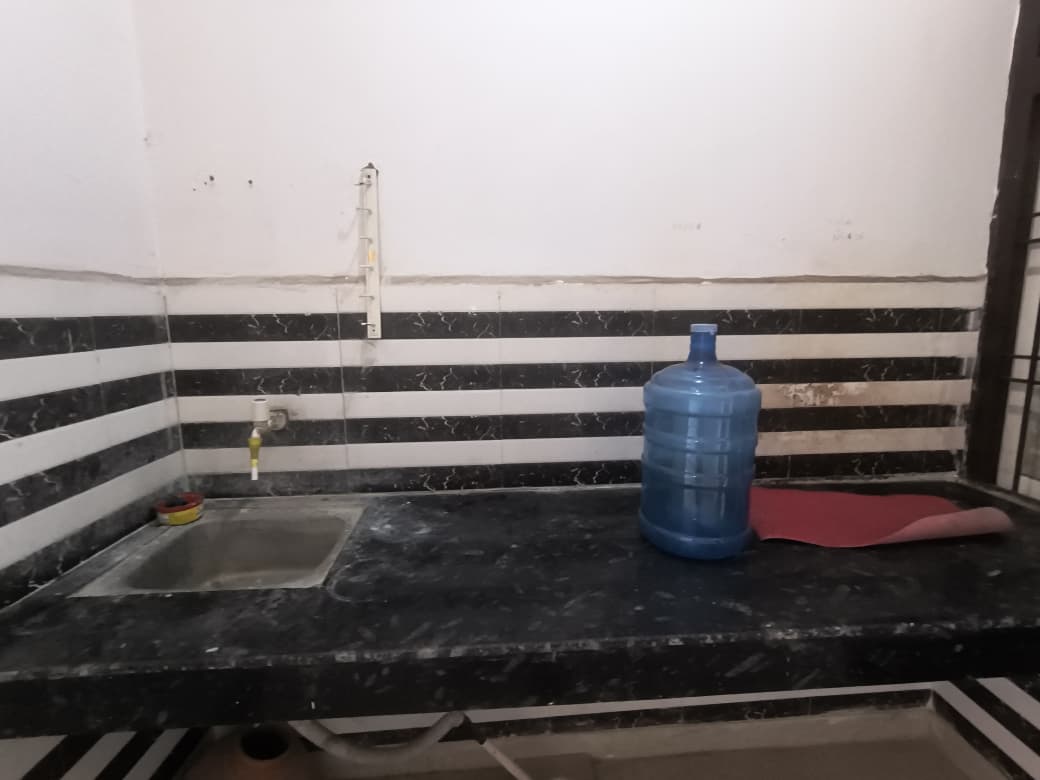 Kitchen facility at Shiv PG House